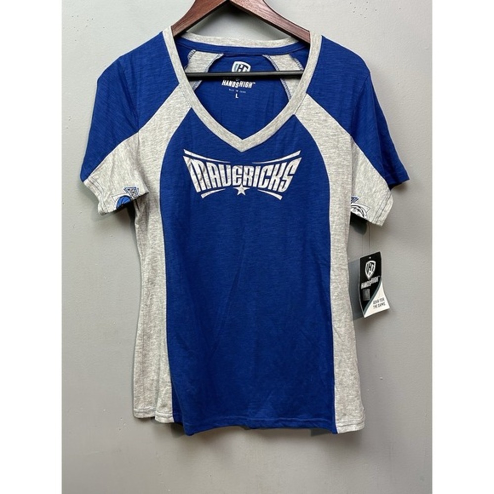Dallas Mavericks NBA Hands High Graphic T-Shirt‎ Womens Large Blue NEW